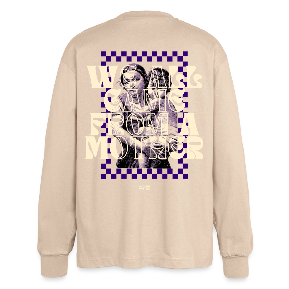 Oversized Langarmshirt „We all came from a mother“ - Sand